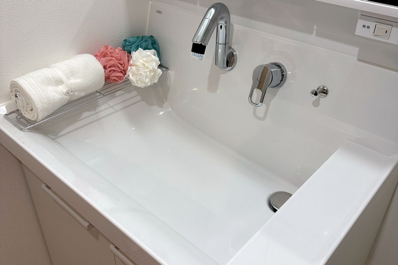 洗面ボウル一体型シンク